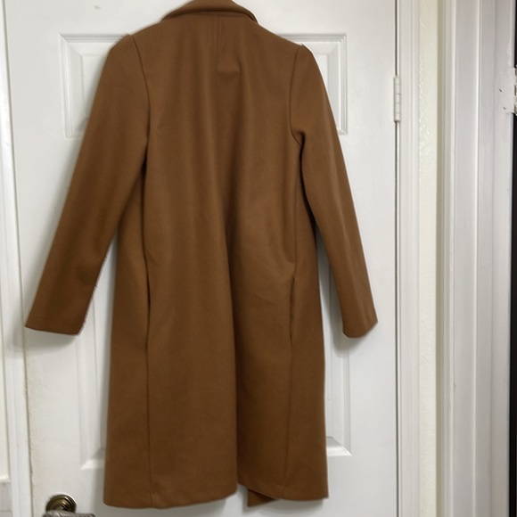 Zara Women’s Long Camel colored Coat - Picture 2 of 2